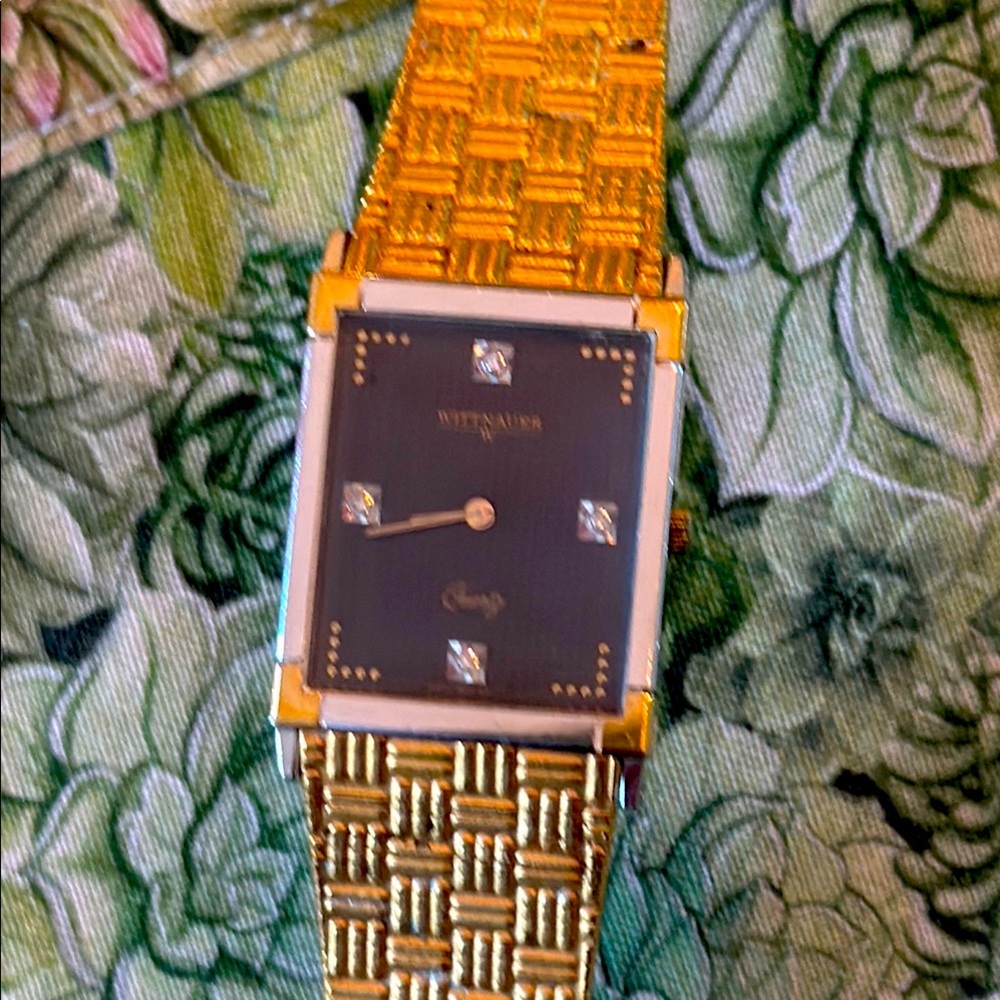 wittnauer tank style watch